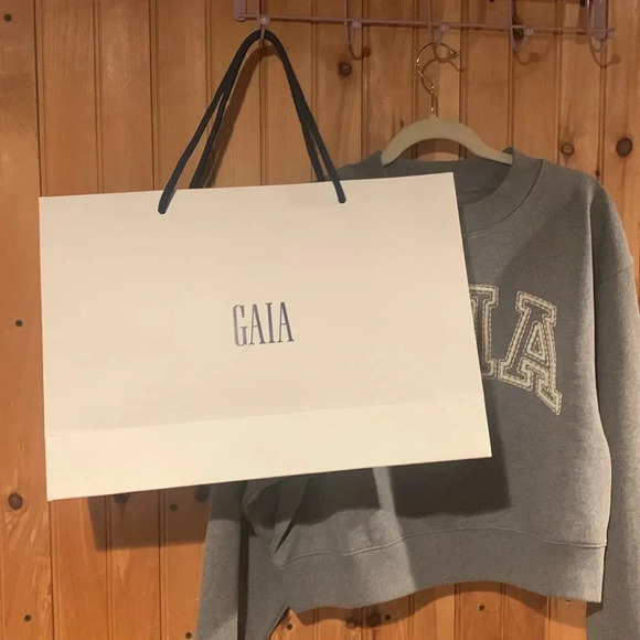 ‼️GAP X CULT GAIA sweatshirt‼️ - Picture 2 of 8